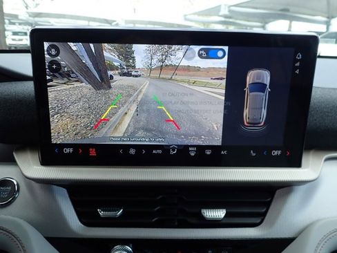 New 2026 Ford Explorer Active AWD/4WD image 18