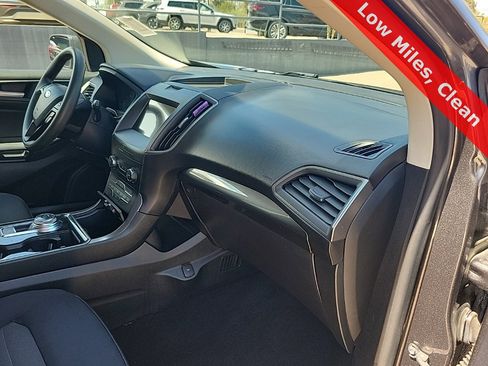 Used 2020 Ford Edge SE image 38