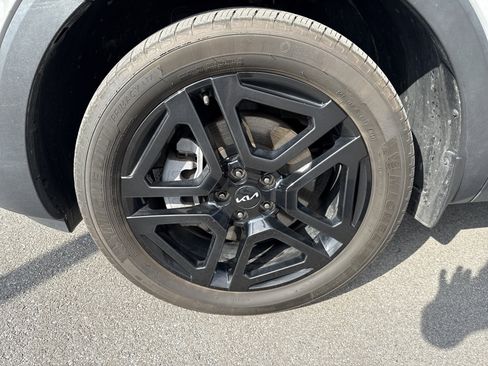 Used 2024 Kia Telluride SX Prestige X-Line image 11