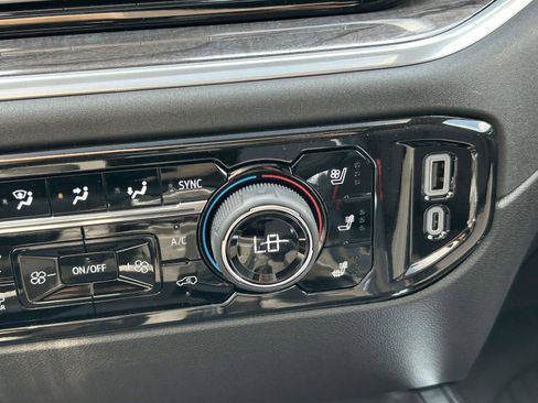 New 2026 Chevrolet Silverado 1500 LTZ w/ LTZ Premium Package image 25