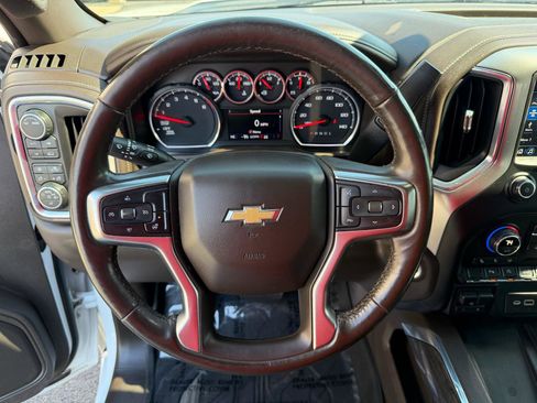 Used 2020 Chevrolet Silverado 1500 LTZ image 30