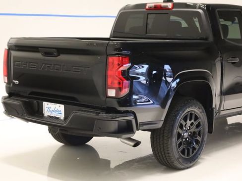 Used 2025 Chevrolet Colorado W/T w/ WT Custom Package RWD image 5