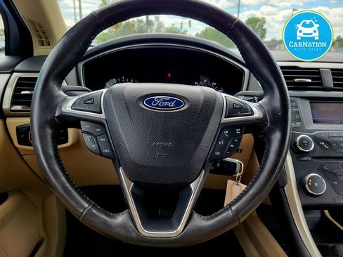Used 2014 Ford Fusion SE w/ Equipment Group 202A FWD image 15