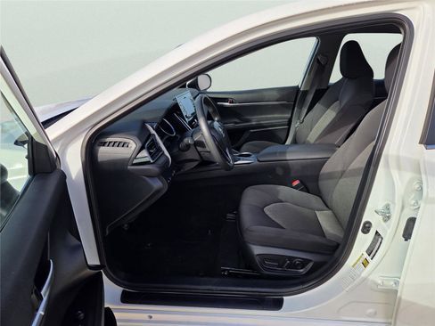 Used 2024 Toyota Camry LE image 13