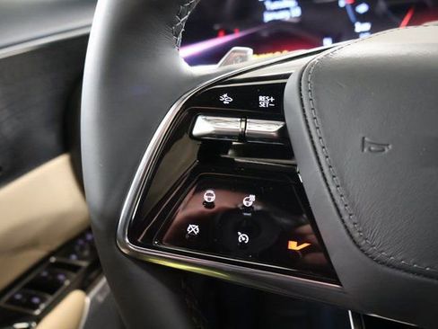 New 2026 Cadillac Lyriq V image 16