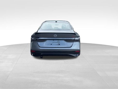 New 2026 Nissan Sentra SR w/ SR Premium Package FWD image 3