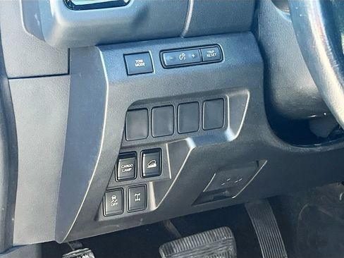 Used 2024 Nissan Frontier PRO-4X w/ Off-Road Protection Package AWD/4WD image 10