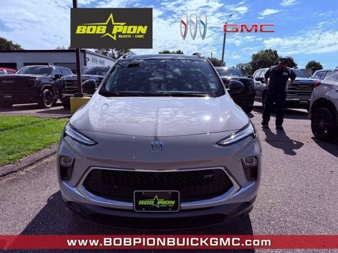 New 2026 Buick Encore GX Sport Touring w/ Studio Series AWD/4WD image 5
