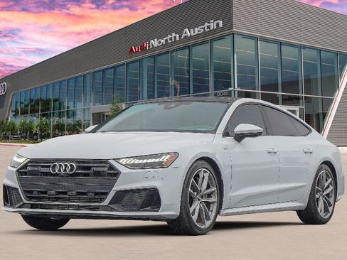 Used 2024 Audi Q8 Premium Plus w/ Premium Plus Package image 37