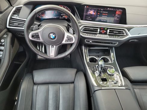 Used 2021 BMW X7 M50i w/ Executive Package AWD/4WD image 10