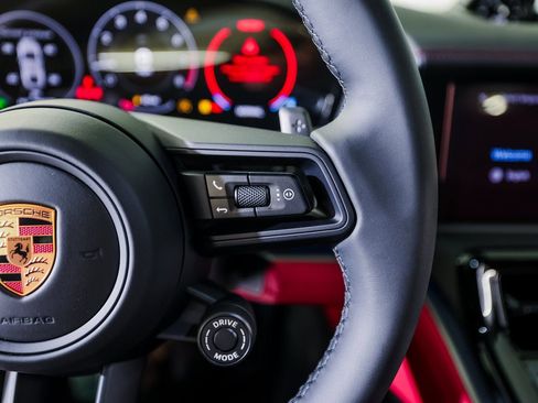 New 2026 Porsche Panamera image 16