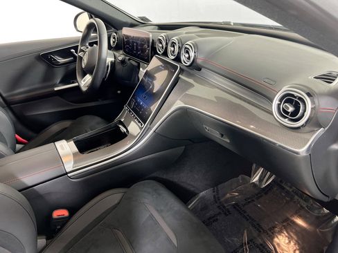 Used 2024 Mercedes-Benz C 43 AMG 4MATIC Sedan image 30