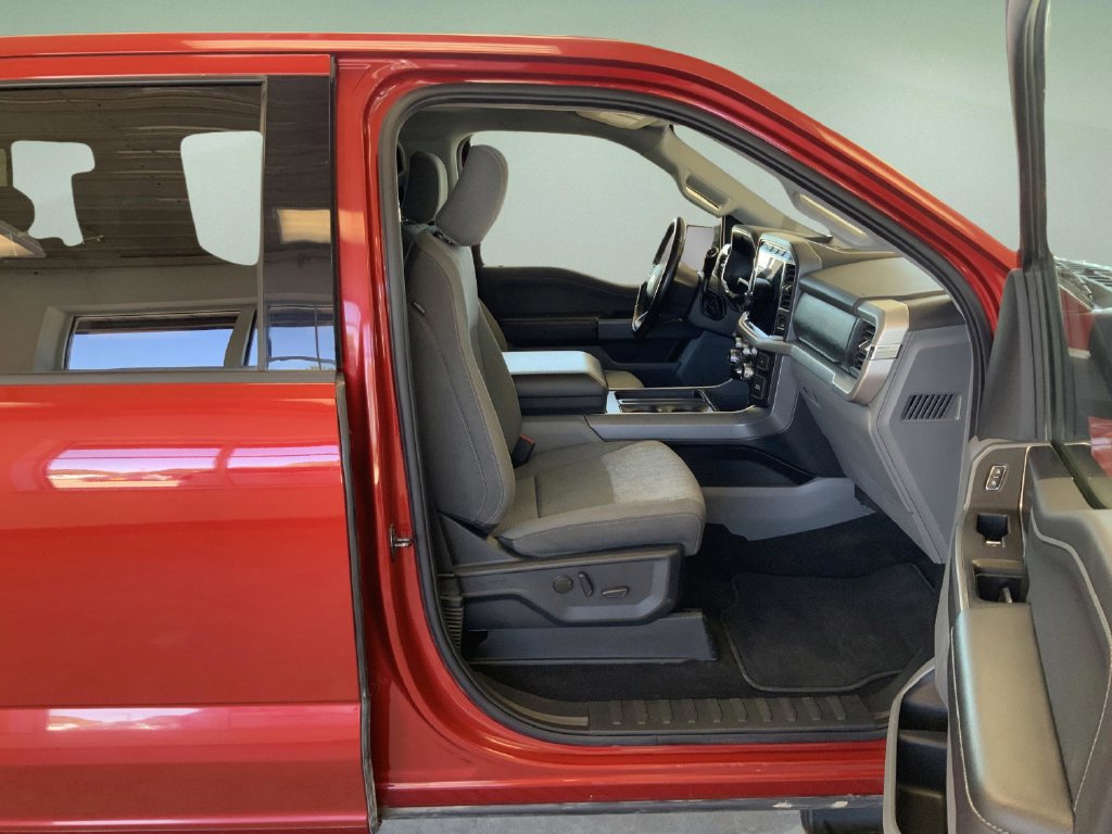 Used 2022 Ford F150 XLT w/ Equipment Group 302A High AWD/4WD image 24