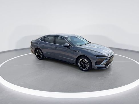 New 2026 Hyundai Sonata SEL image 2
