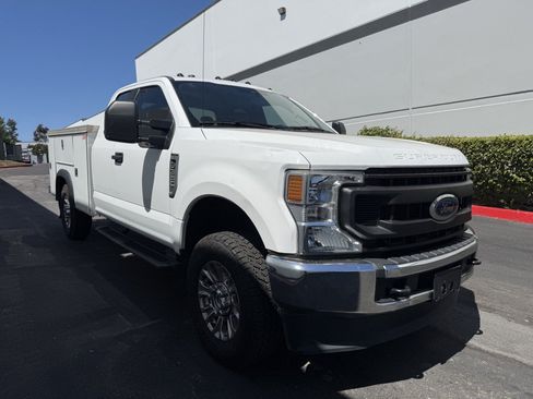 Used 2021 Ford F350 XL w/ Power Equipment Group AWD/4WD image 2