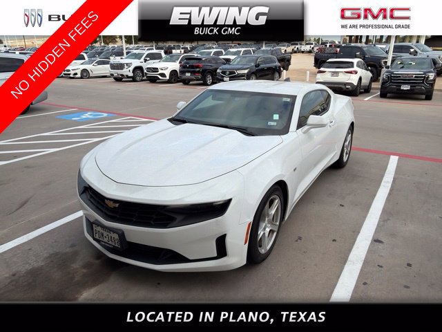 Used 2020 Chevrolet Camaro LT RWD image 1