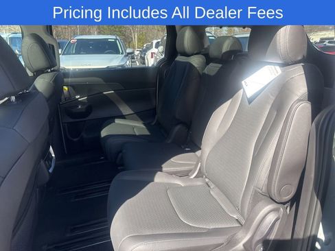 New 2026 Kia Carnival SX Prestige FWD image 12
