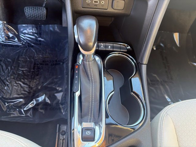 Used 2023 Buick Encore GX Preferred w/ Cold Weather Comfort Package FWD image 20