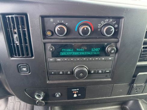 Used 2024 Chevrolet Express 2500 w/ Driver Convenience Package image 15