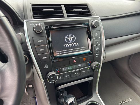 Certified 2017 Toyota Camry XLE w/ Moonroof Package image 10