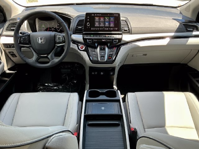 New 2027 Honda Odyssey Touring image 17