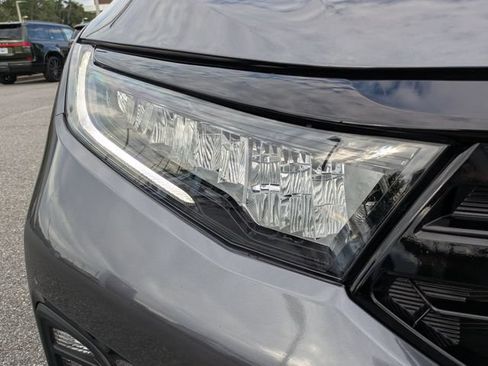 Used 2025 Honda Odyssey Touring image 9