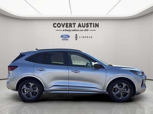 Used 2023 Ford Escape ST-Line w/ Tech Pack #1 image 6