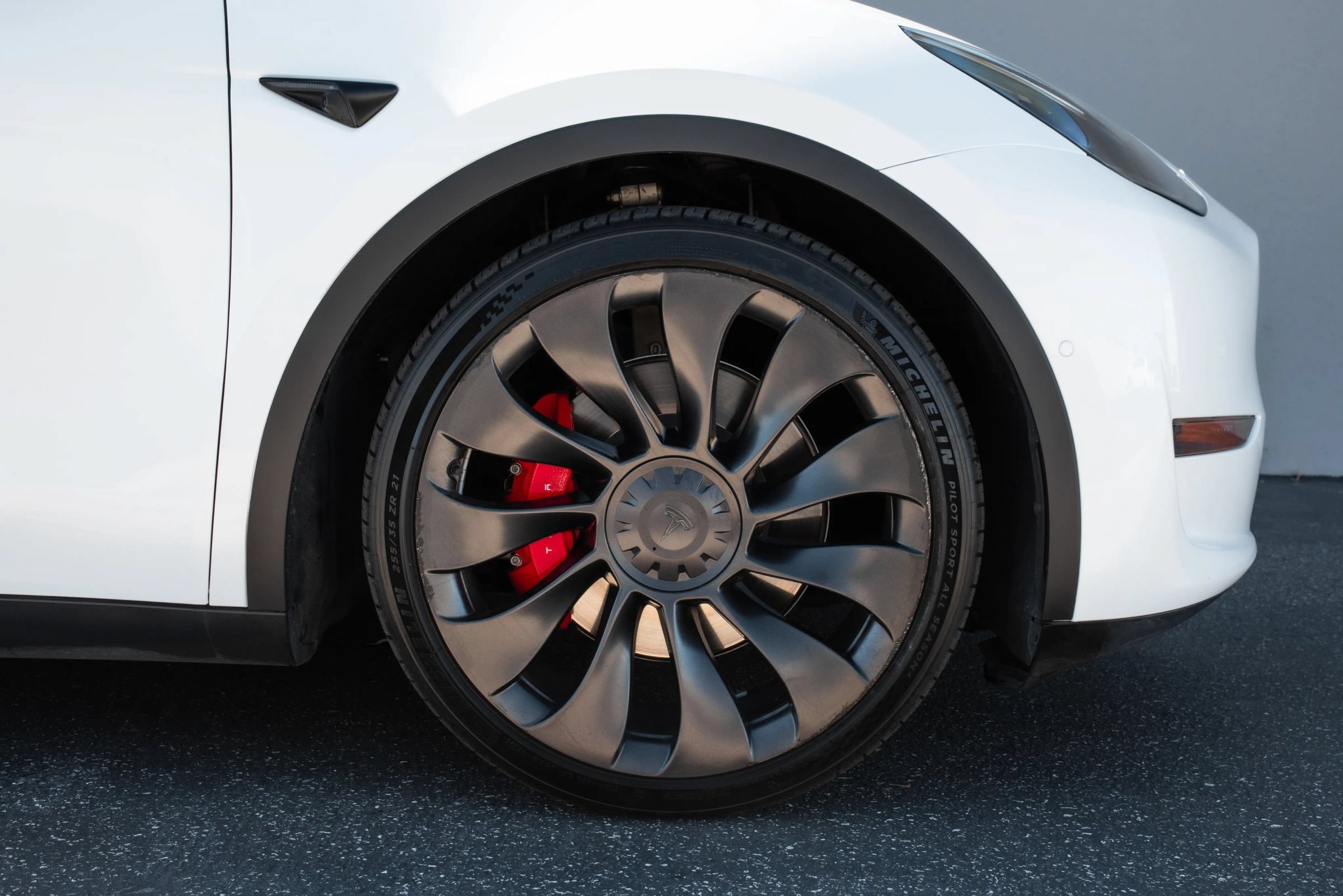 Used 2022 Tesla Model Y Performance AWD/4WD image 39