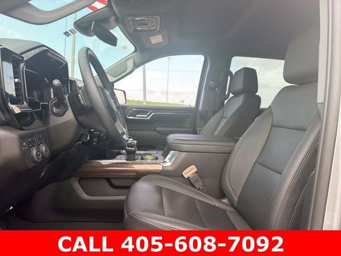 Used 2024 Chevrolet Silverado 1500 RST w/ Convenience Package II AWD/4WD image 8