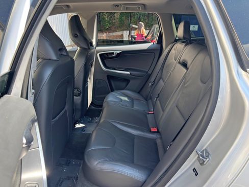 Used 2014 Volvo XC60 3.2 FWD image 38
