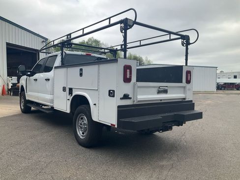 Used 2025 Ford F250 XL w/ XL Chrome Package image 7