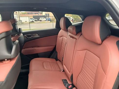 New 2026 Kia Sportage SX Prestige image 39