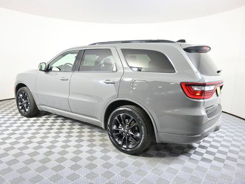 Used 2023 Dodge Durango GT image 4