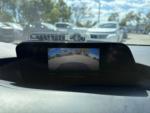 Used 2024 MAZDA MAZDA3 s image 28