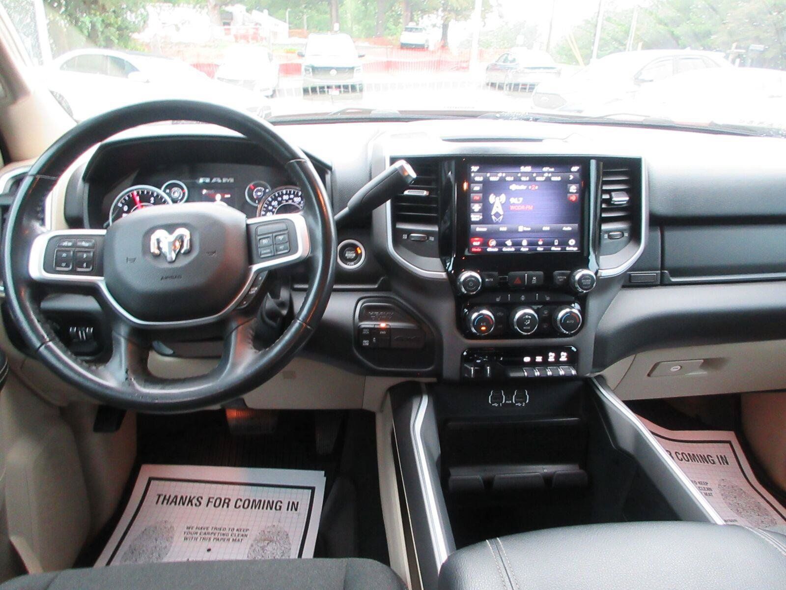 Used 2020 RAM 2500 Big Horn w/ Level 1 Equipment Group AWD/4WD image 11