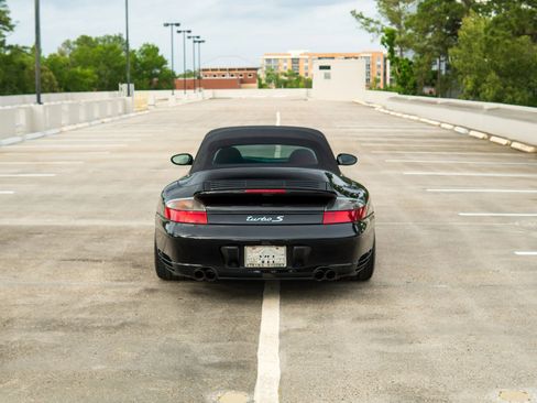 Used 2005 Porsche 911 Turbo AWD/4WD image 10