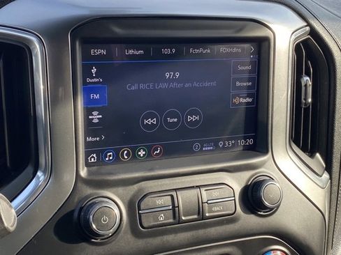 Used 2020 Chevrolet Silverado 1500 LT Trail Boss image 17