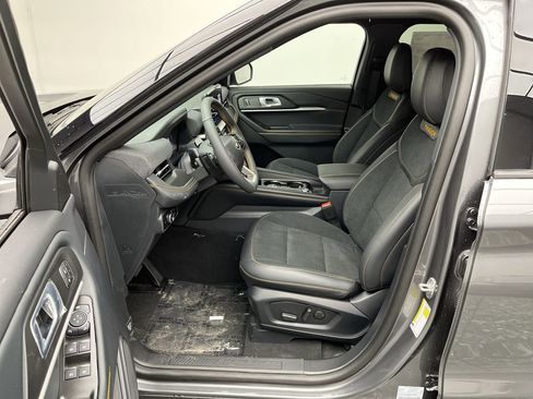 New 2026 Ford Explorer Tremor w/ Tremor Convenience Package AWD/4WD image 3