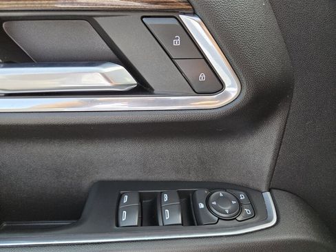 Used 2023 Chevrolet Silverado 1500 LT image 14