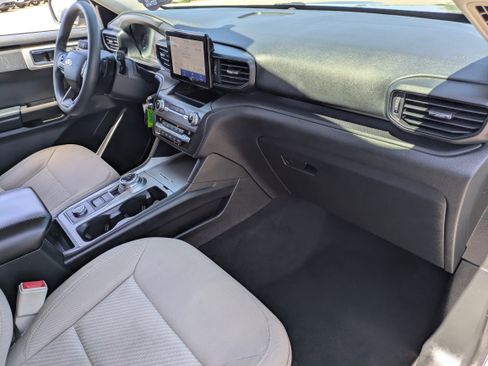 Used 2020 Ford Explorer 4WD image 13