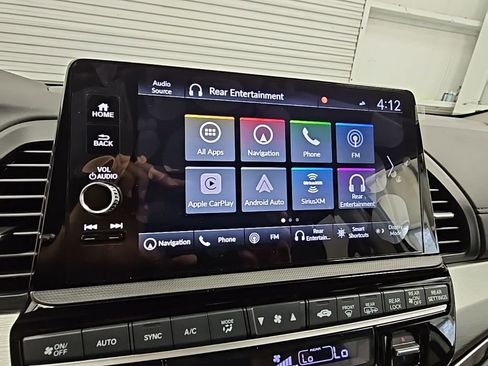 New 2026 Honda Odyssey Touring image 13