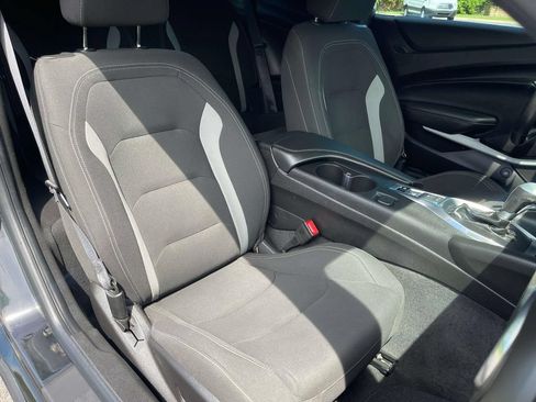 Used 2019 Chevrolet Camaro LT RWD image 27