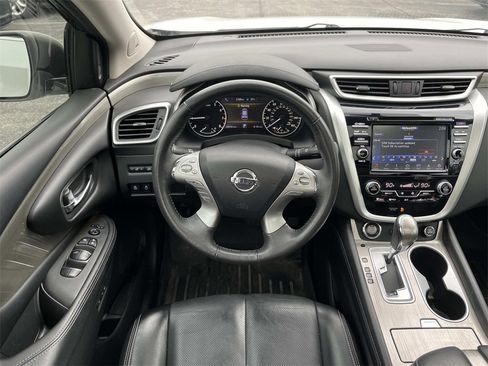 Used 2017 Nissan Murano Platinum w/ Platinum Technology Package image 13