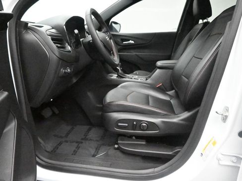 Used 2024 Chevrolet Equinox RS w/ RS Leather Package FWD image 12
