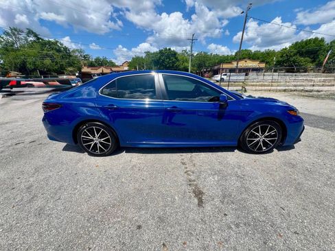 Used 2023 Toyota Camry SE w/ Convenience Package FWD image 6