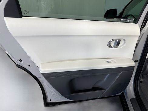 Used 2024 Hyundai Ioniq 5 SEL image 26