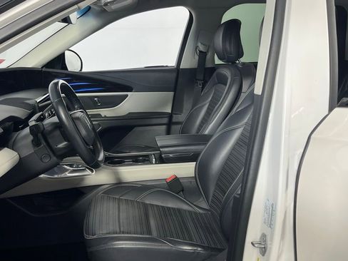 Used 2024 Lincoln Nautilus Reserve image 25