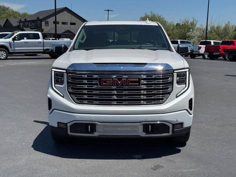 Used 2024 GMC Sierra 1500 Denali w/ Denali Reserve Package AWD/4WD image 2