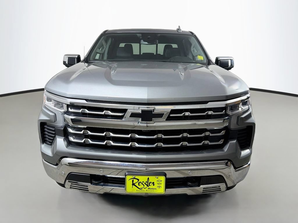 Used 2023 Chevrolet Silverado 1500 LTZ w/ LTZ Convenience Package II AWD/4WD image 2