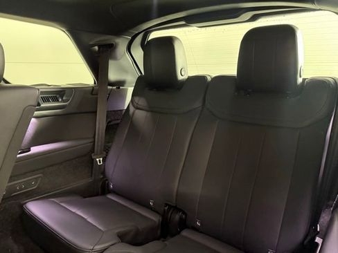 Used 2023 Land Rover Range Rover Long Wheelbase Autobiography image 29